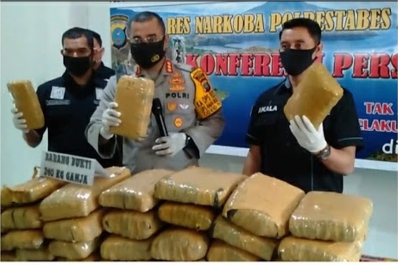 Polrestabes Medan Gagalkan Pemasokan 240 Bal Ganja dari Aceh ke Medan, 4 Kurir Warga Asal Medan Ditangkap, Pemasok DPO