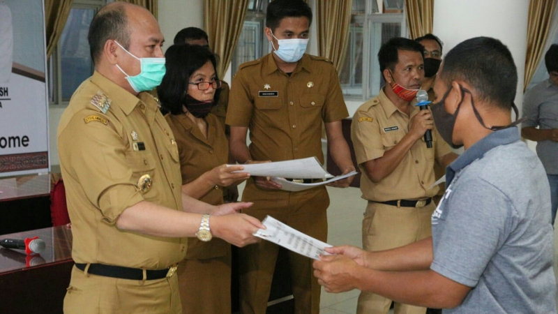 2.335 Mahasiswa Taput di Luar Daerah Terima Bantuan Pemkab