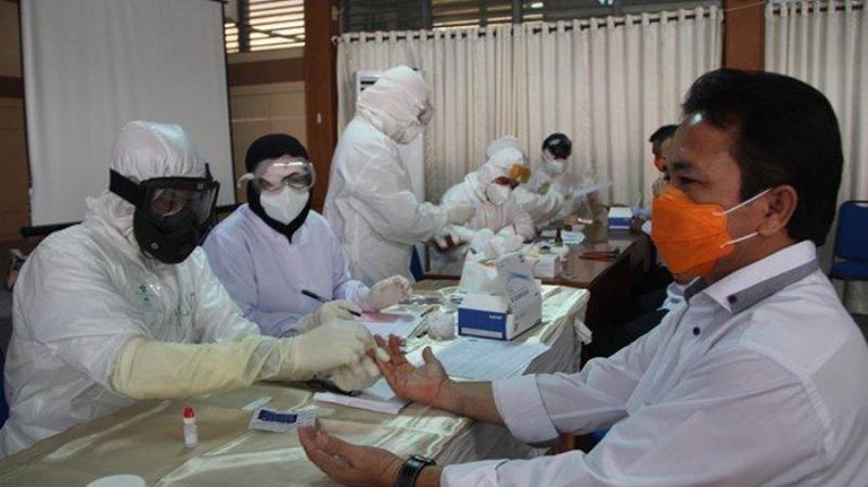 Seluruh Pejabat, Staf, dan Mitra Kerja BPBA Jalani Rapid Test Covid-19