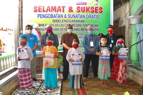 Akhyar Apresiasi Pengobatan dan Sunatan Gratis BKM Al Ikhlas Medan Tuntungan