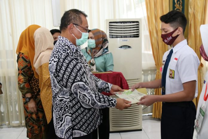 Akhyar Nasution: Sampahku Tanggung Jawabku