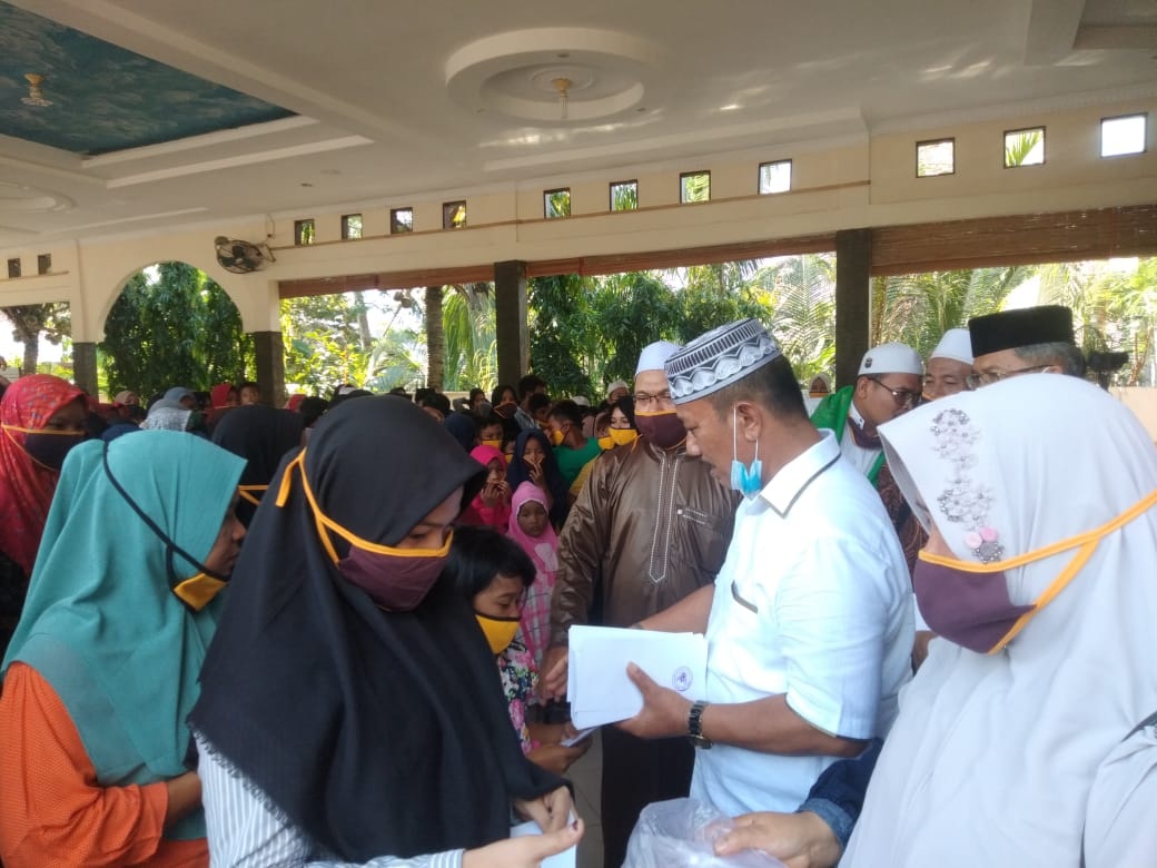 Hari Jadi Palas ke-13, Bupati TSO Berbagi Bersama Ratusan Anak Yatim