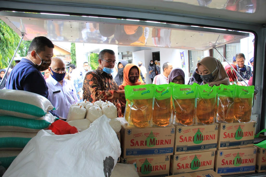 Pemkab Solok Gelar Pasar Murah di Halaman DPP Kab. Solok