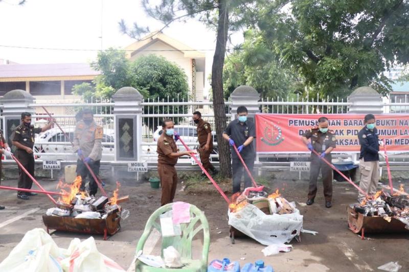 Kejari Medan musnahkan BB Perkara Narkoba senilai Rp 2,3 milyar
