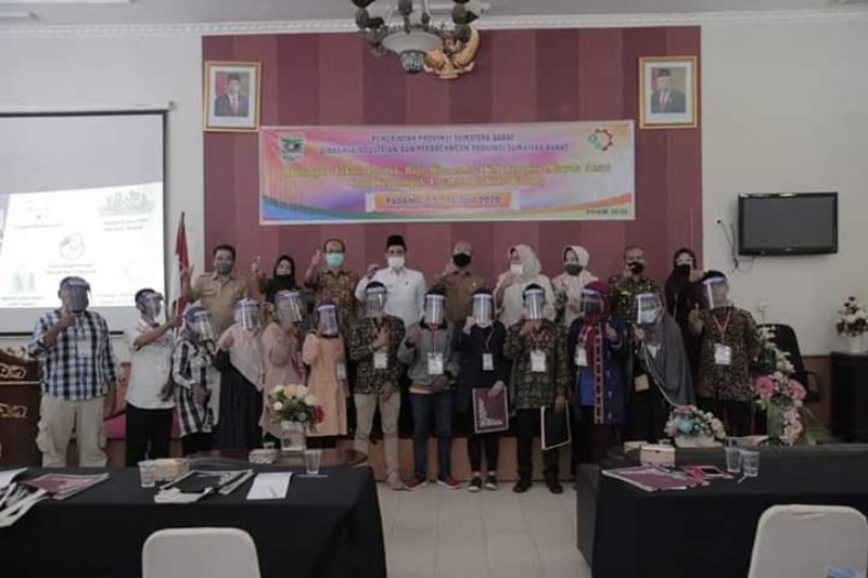 Wawako Solok Hadiri Bimtek Turunan Minyak Atsiri