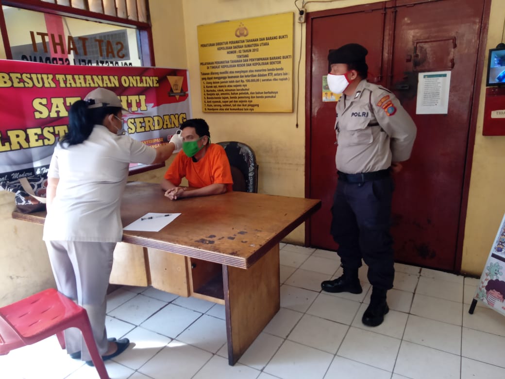 Antisipasi Pencegahan Covid-19, Sat Tahti Polresta Deliserdang Rutin Lakukan Pemeriksaan Kesehatan Tahanan