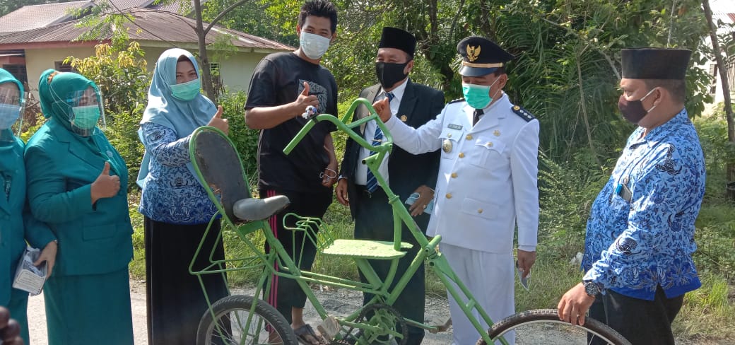 Di Tengah Pandemi HUT RI Ke 75 Di Kecamatan Padang Tualang Penuh Hikmat