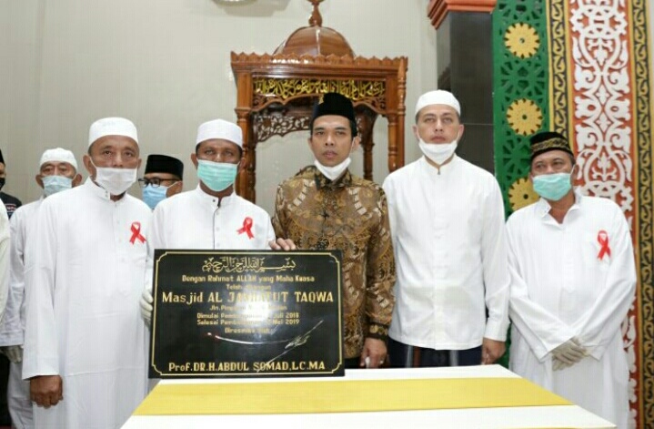 Wagub dan UAS Resmikan Pembukaan Masjid Al-Jamiatut Taqwa Medan