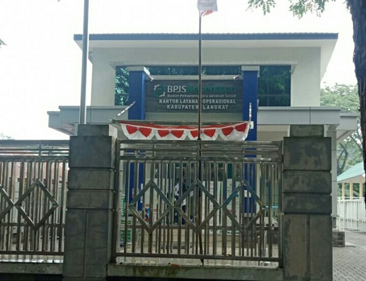 Peserta BPJS Cabang Stabat Disuruh Cetak Kartu Diluar