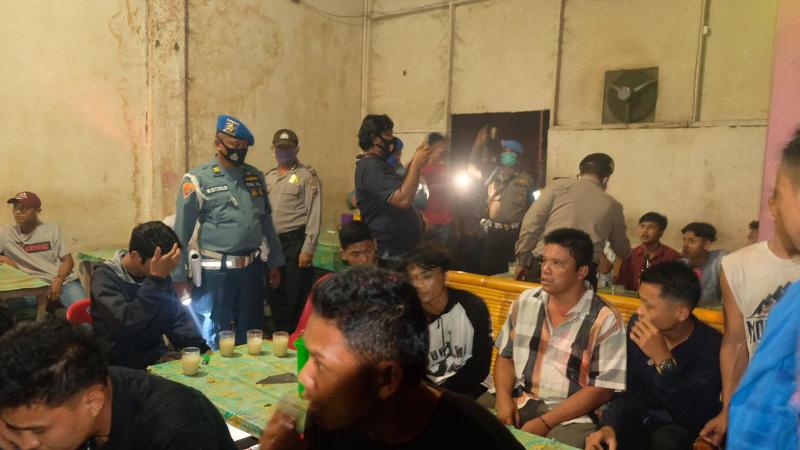Petugas Gabungan Polres Tanjungbalai Amankan 48 Pengunjung Hiburan Malam