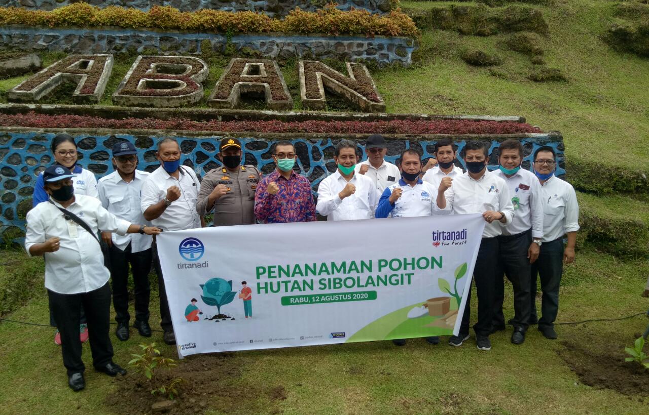 Jaga Sumber Mata Air, PDAM Tirtanadi Sumut Konsisten Tanam Pohon di Sibolangit