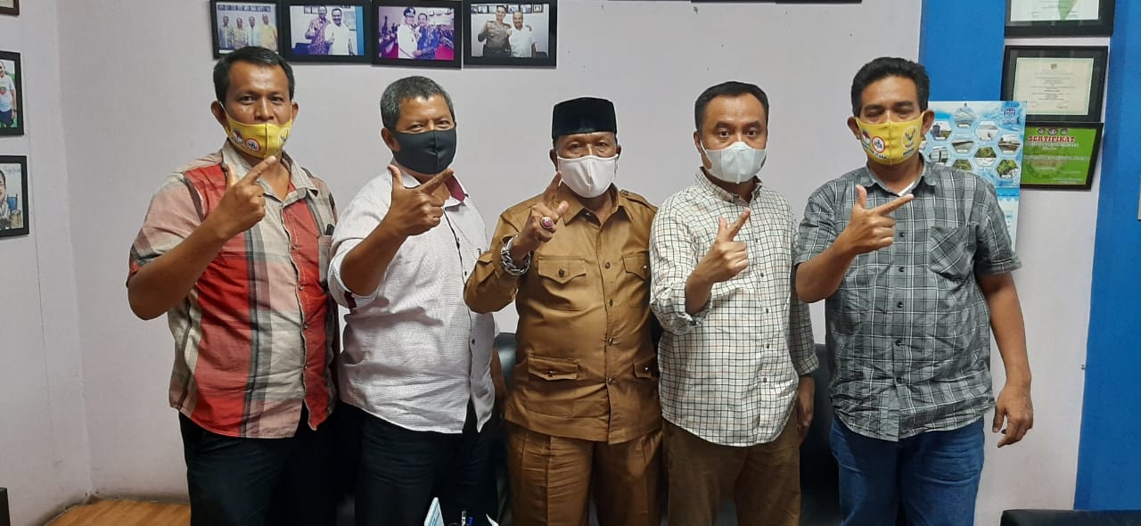 Seluruh Puak-puak dan Kelompok Piaman Siap Menangkan Bobby-Aulia