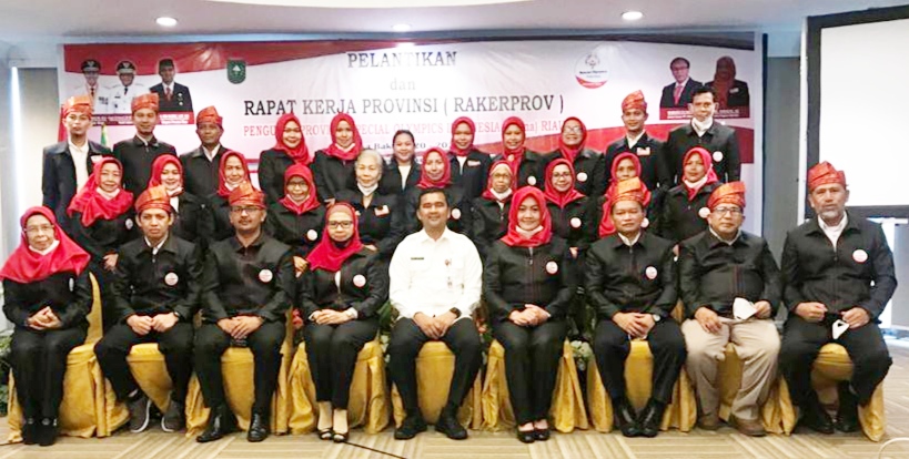 Gubri Kukuhkan Pengurus  SOIna