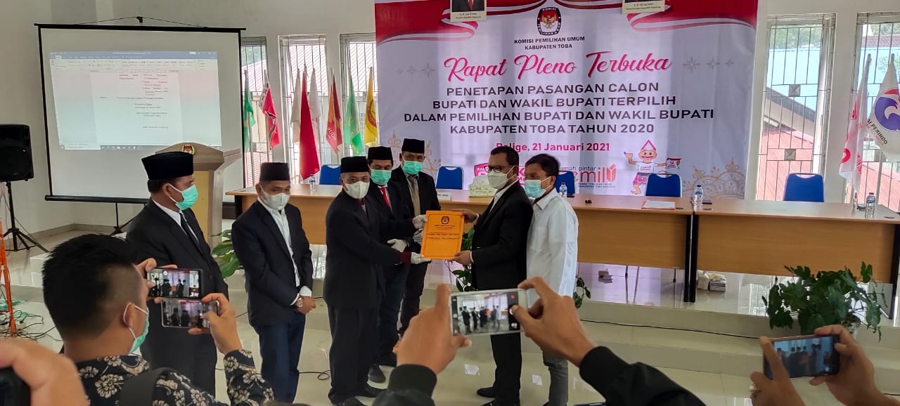 KPU Toba Tetapkan Bupati Dan Wakil Bupati Toba Terpilih
