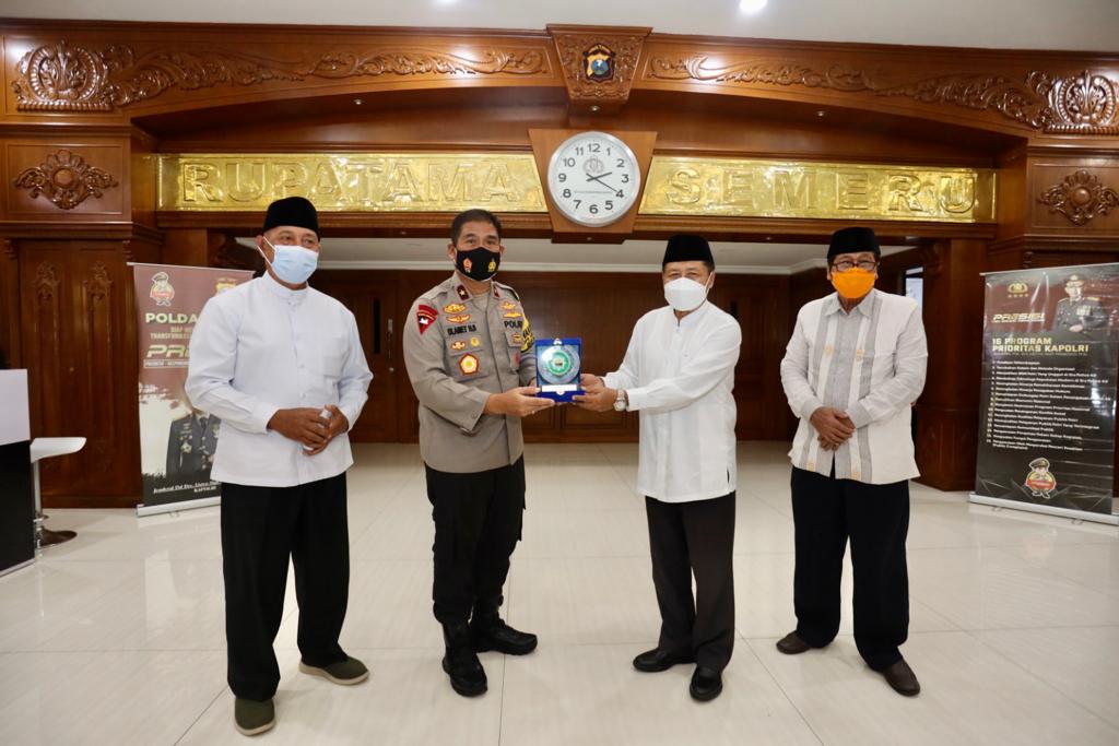 Upaya Menangkal Covid-19 dan Radikalisme Di Masjid