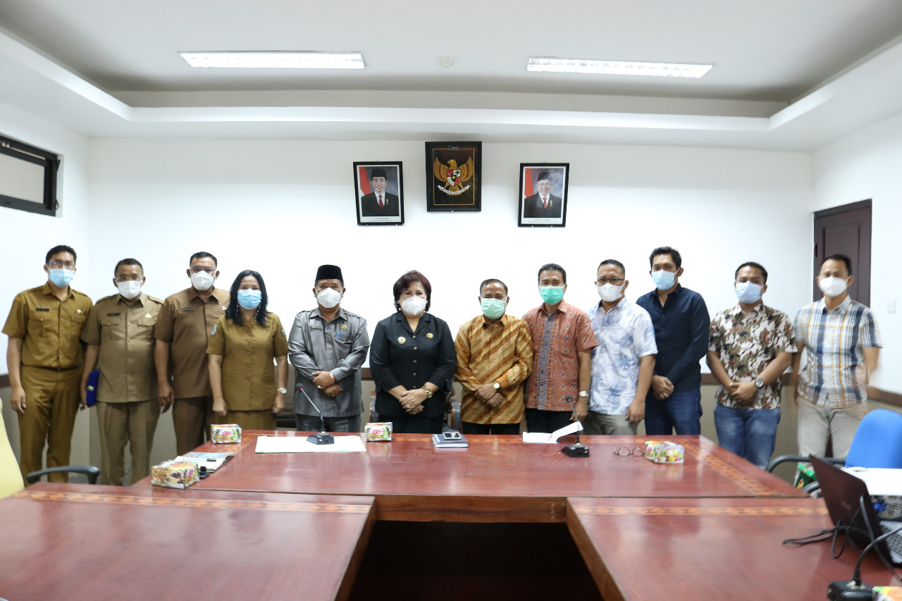 WAKIL BUPATI KARO CORY S SEBAYANG TERIMA KUNJUNGAN KERJA WAKIL BUPATI NIAS