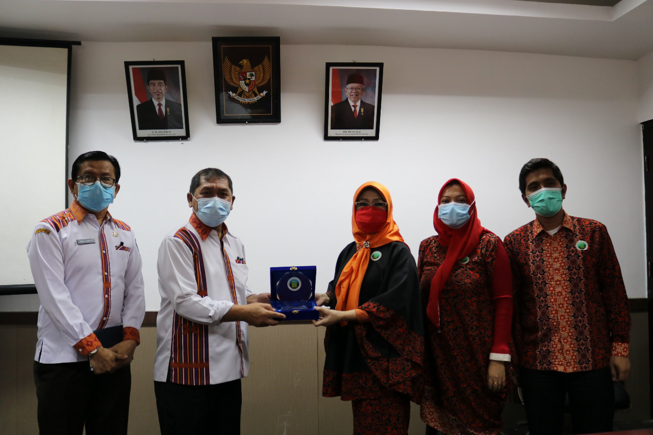 BUPATI KARO TERKELIN BRAHMANA, SH.MH TERIMA KUNJUNGAN UNIVERSITAS HARAPAN MEDAN