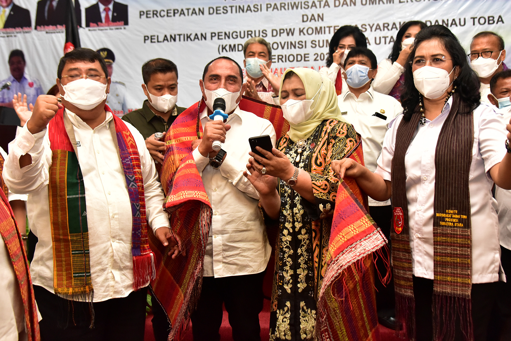 Edy Rahmayadi Ingin Semua Pihak  Kerja Sama Kembangkan Danau Toba