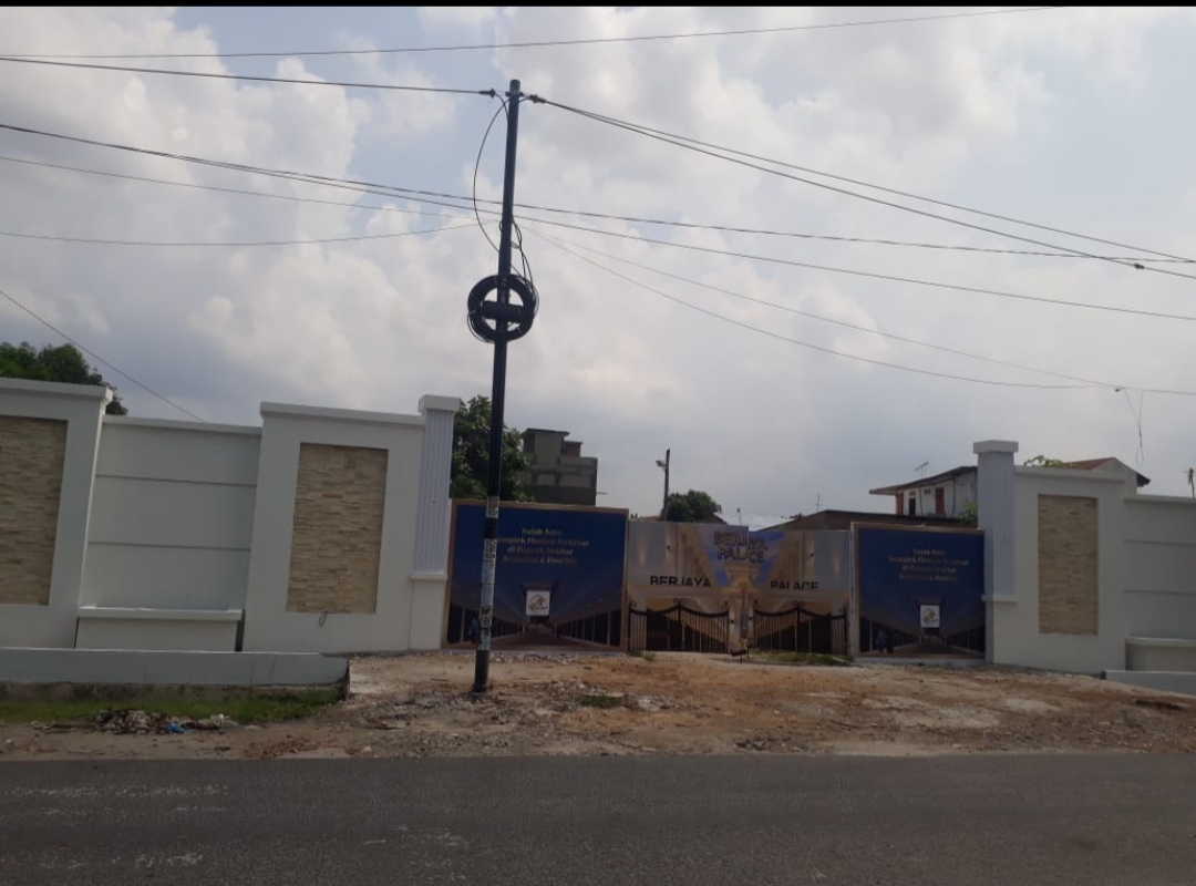 LIPPSU: Bobby  Harus Berani Bongkar Puluhan Bangunan perumahan Berjaya Palace Tanpa IMB