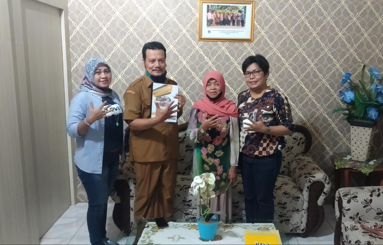 Alumni SMAN 5 Medan Angkatan’ 96 Siap Bantu Kelengkapan Perpustakaan Sekolah