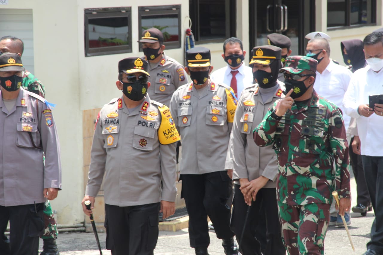 Kunjungi Mapolres TAPSEL, Kapoldasu Irjen Panca :  Jaga Keamanan dan Patuhi Prokes