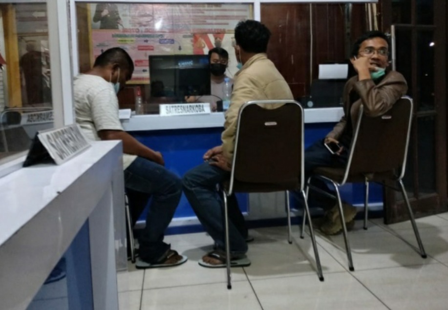 Heboh Supir Truck di Begal Sekelompok Pemuda di Kawasan Desa Bandar meriah - Sukaramai