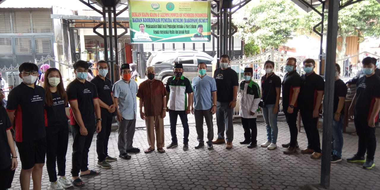 BAKOPAM Kolaborasi Grup Bukan Siapa-Siapa & Alumni Power Of Number Indonesia berbagi Sembako