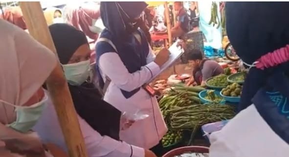 BBPOM Padang Memantau Keamanan Dan Kwalitas Makanan Di Pasar Raya Solok.