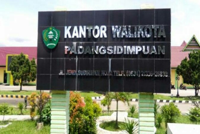 ASN Pemkot Sidimpuan Kecewa,  Gaji TPP dan Lainnya Belum Cair