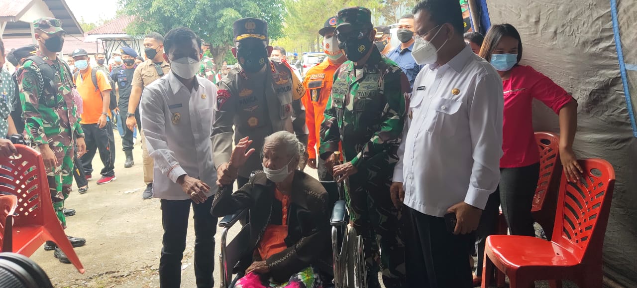 Ini Dia Vaksinasi Massal Covid-19 untuk lansia di Balige