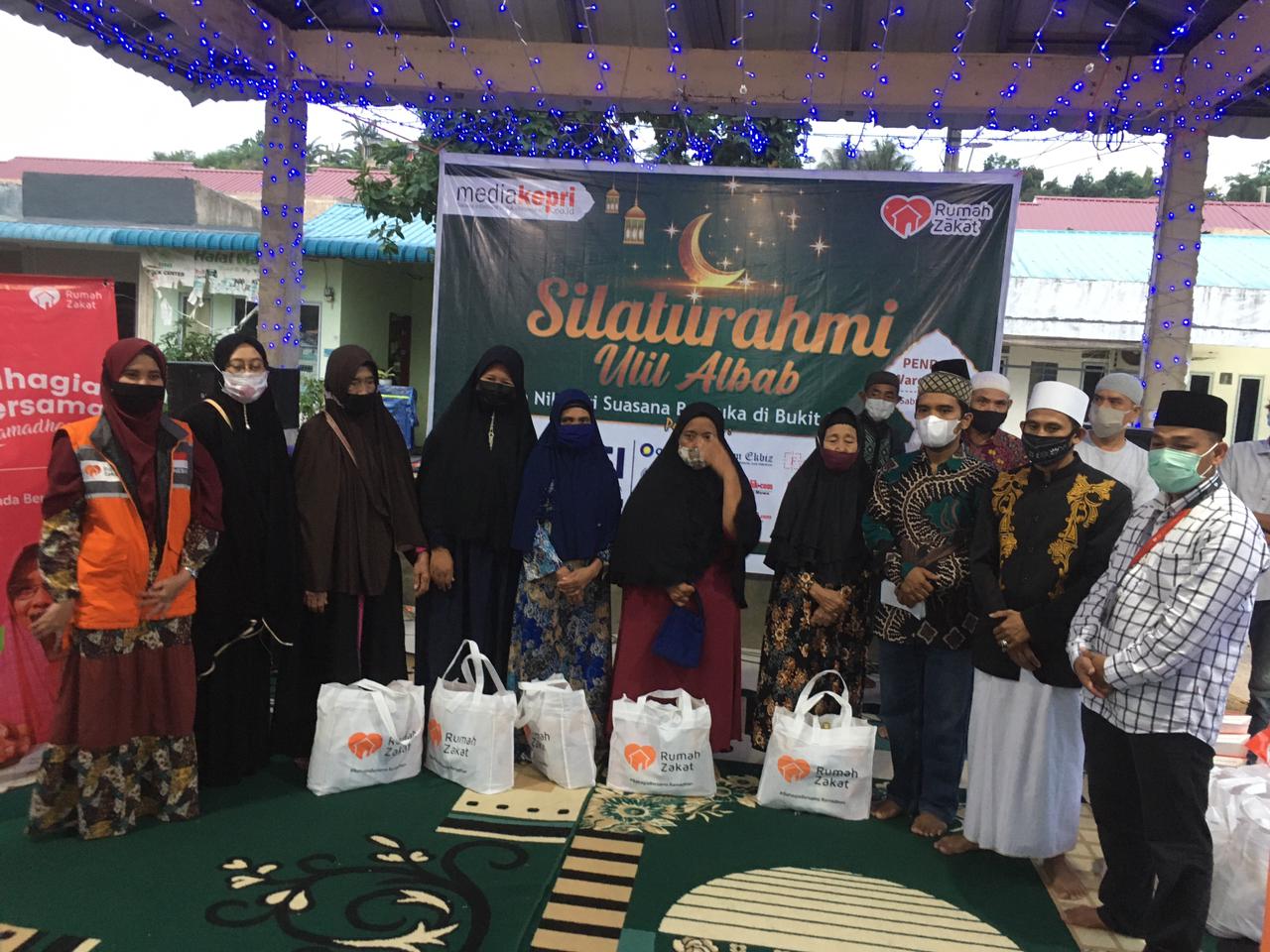 Gandeng JMSI Kepri, Rumah Zakat Gelar Santunan dan Buka Puasa Bersama Warga