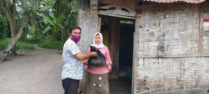 Paket Sembako dari PT.Angkasa Pura II Kualanamu Bantu Masyarakat Kurang Mampu