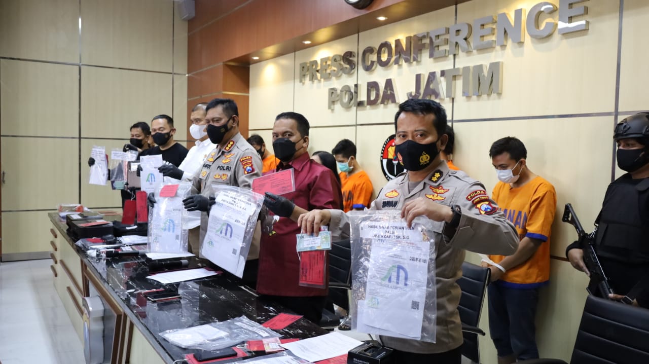 Subdit III Jatanras Ditreskrimum Polda Jatim Bongkar Sindikat Pembuat Hasil Swab Illegal