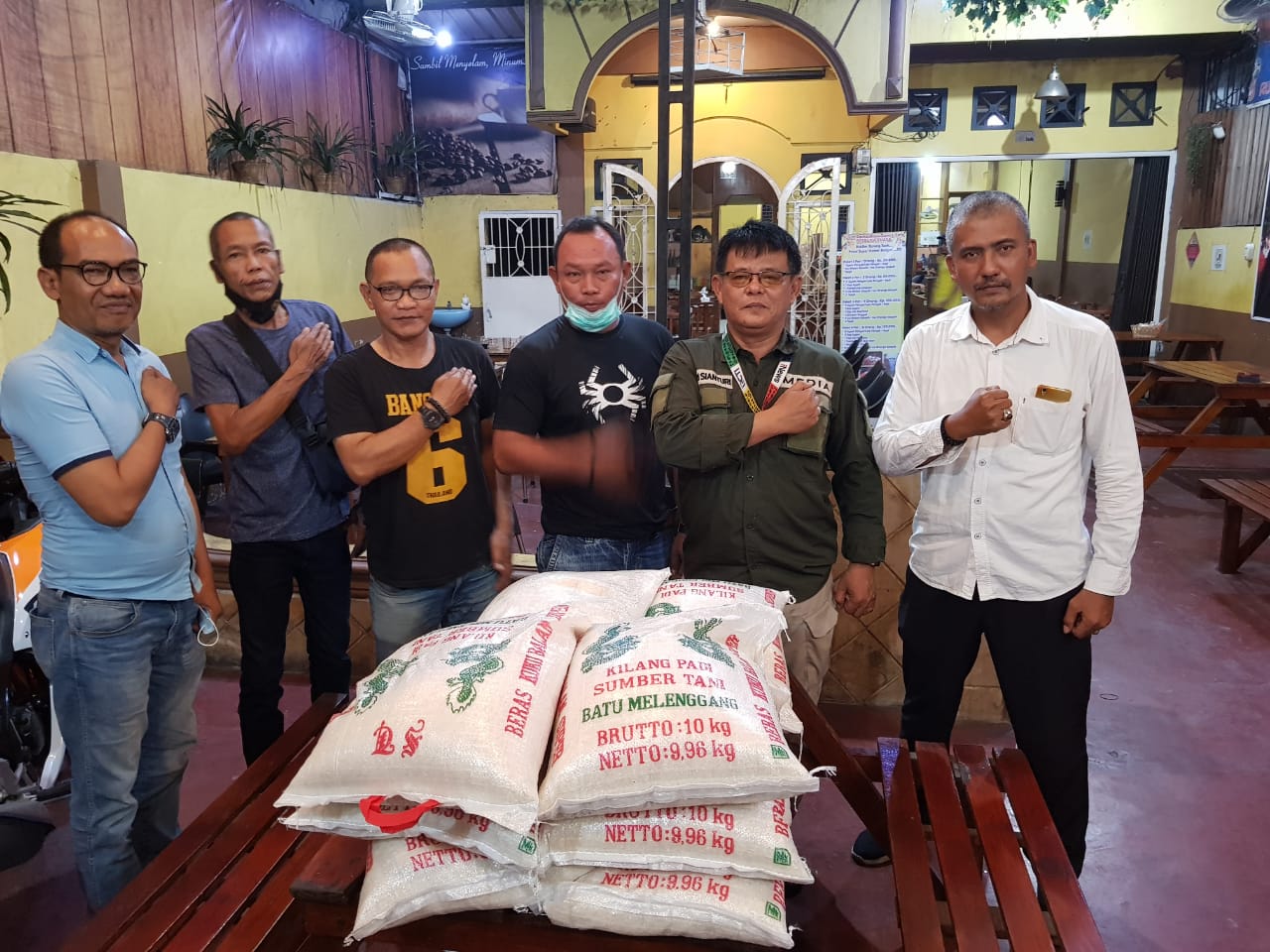 Berbagi Kebahagiaan Para Jurnalis Menyambut Hari Raya Idul Fitri 1442 Hijriah