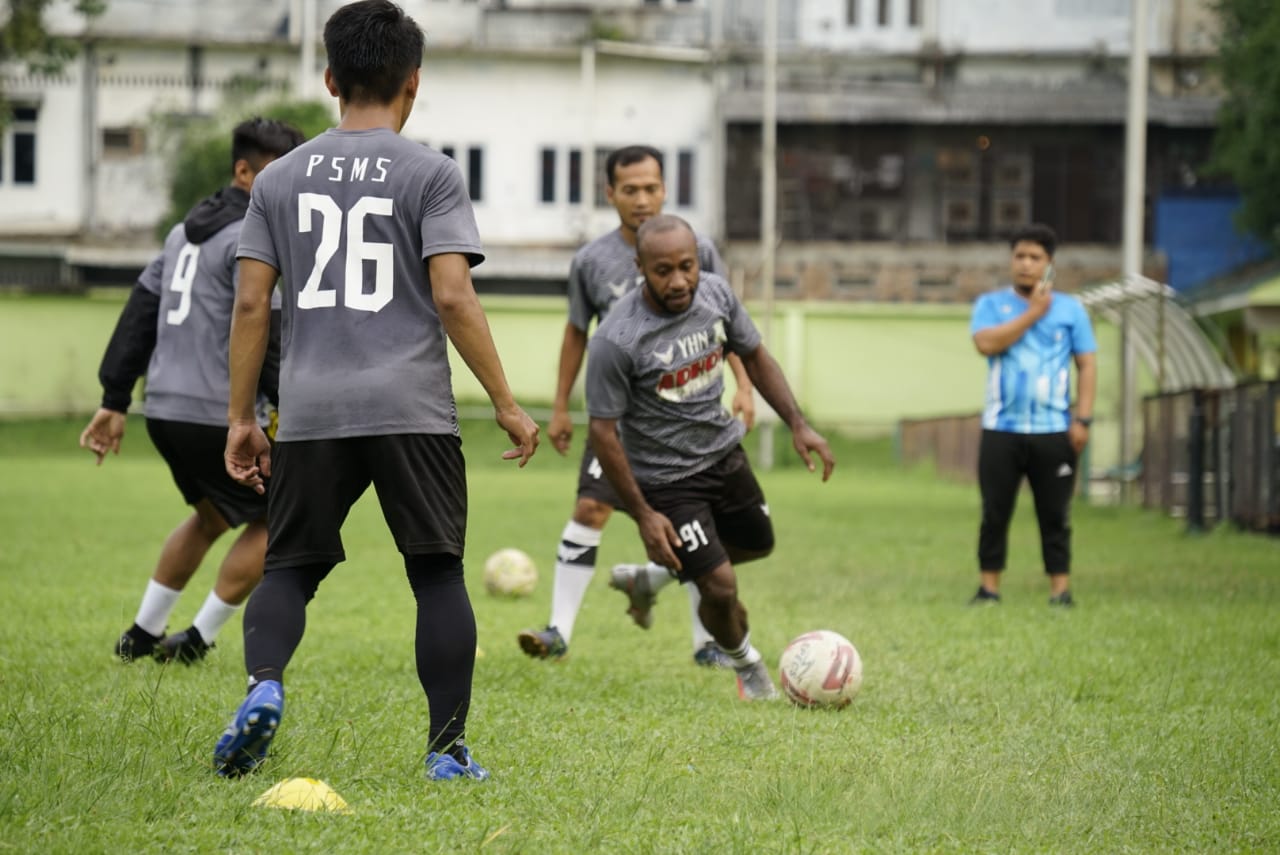 Latihan Perdana PSMS Diikuti 8 Pemain Lokal, Besok Diharapkan Seluruh Pemain Hadir