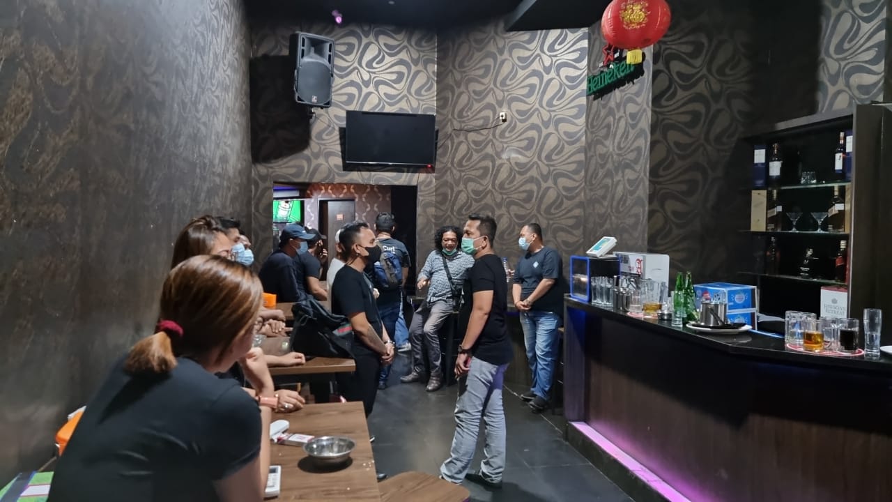 Langgar Prokes, Polrestabes Gerebek Dua Lokasi Hiburan Malam