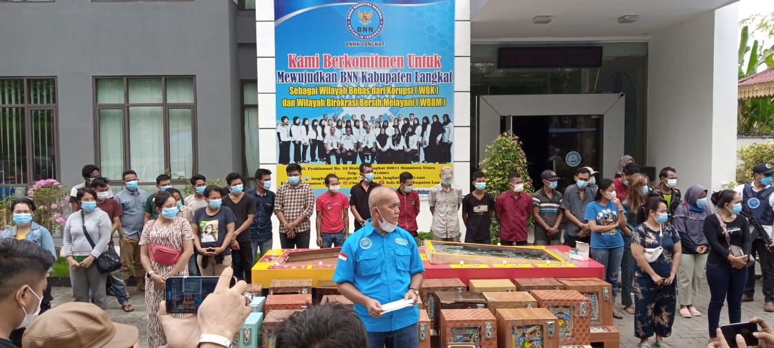 BNN Langkat Amankan 30 Orang Beserta Puluhan Mesin Jackpot Dan Dua Mesin Tembak Ikan