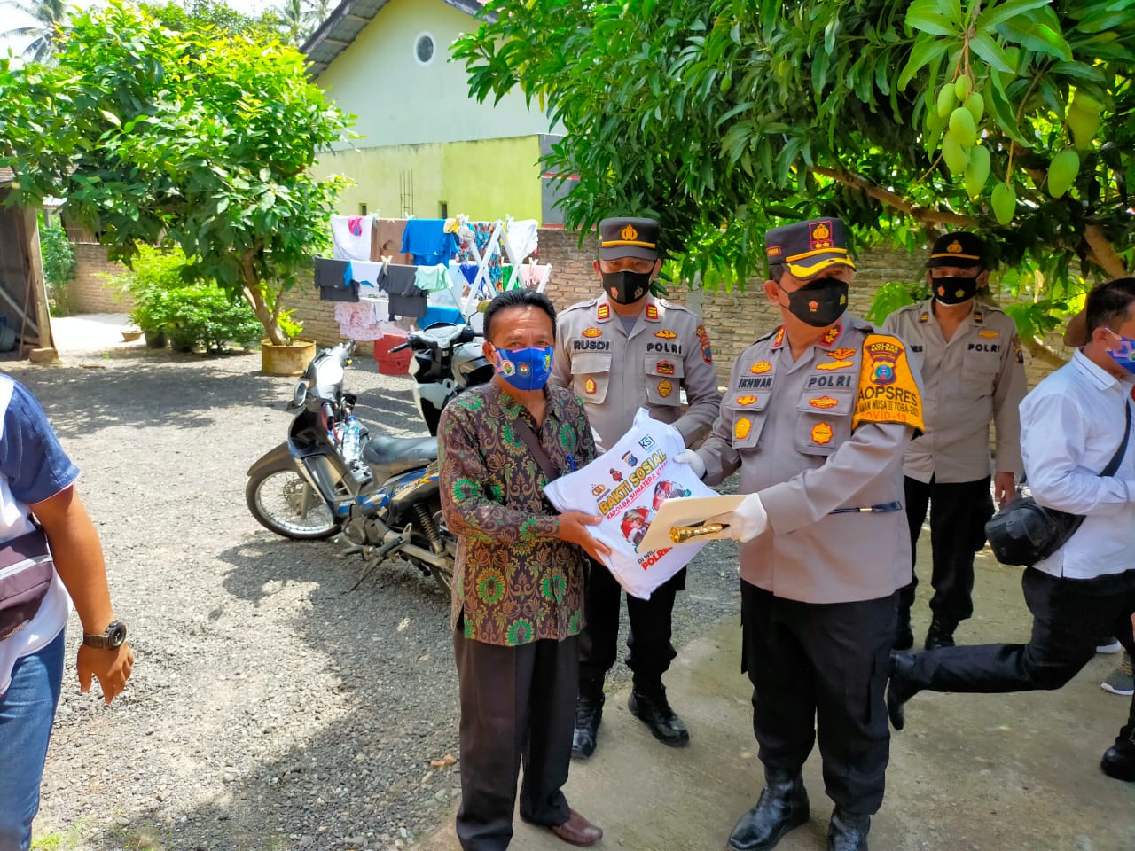 Tim Gugus Covid-19 Batubara Edukasi Pasien Isolasi dan Tracing dan Testing