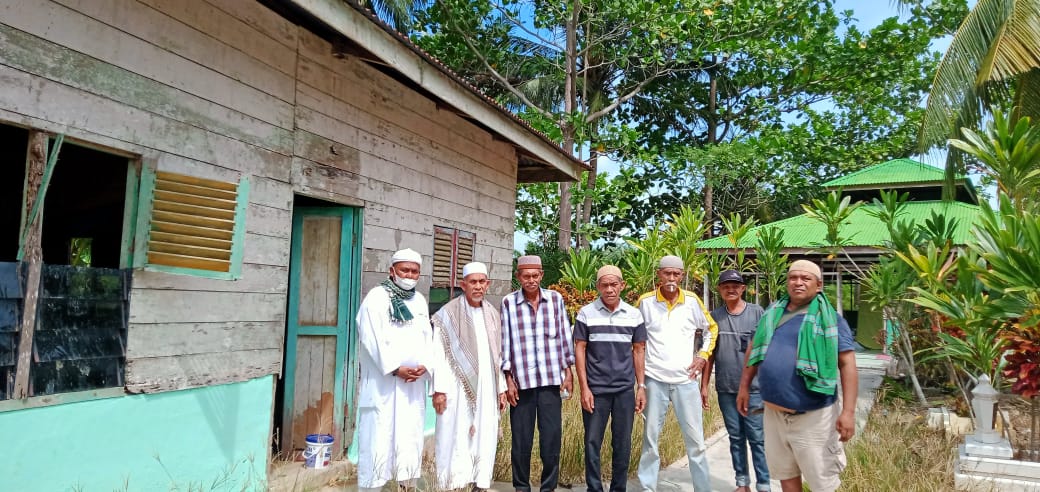 Surau Nosah Persulukan Tuan Syekh Abdullah Hakim Alkalidi Naksabandiyah Pulau Selingkar Di Rehab Zuriat