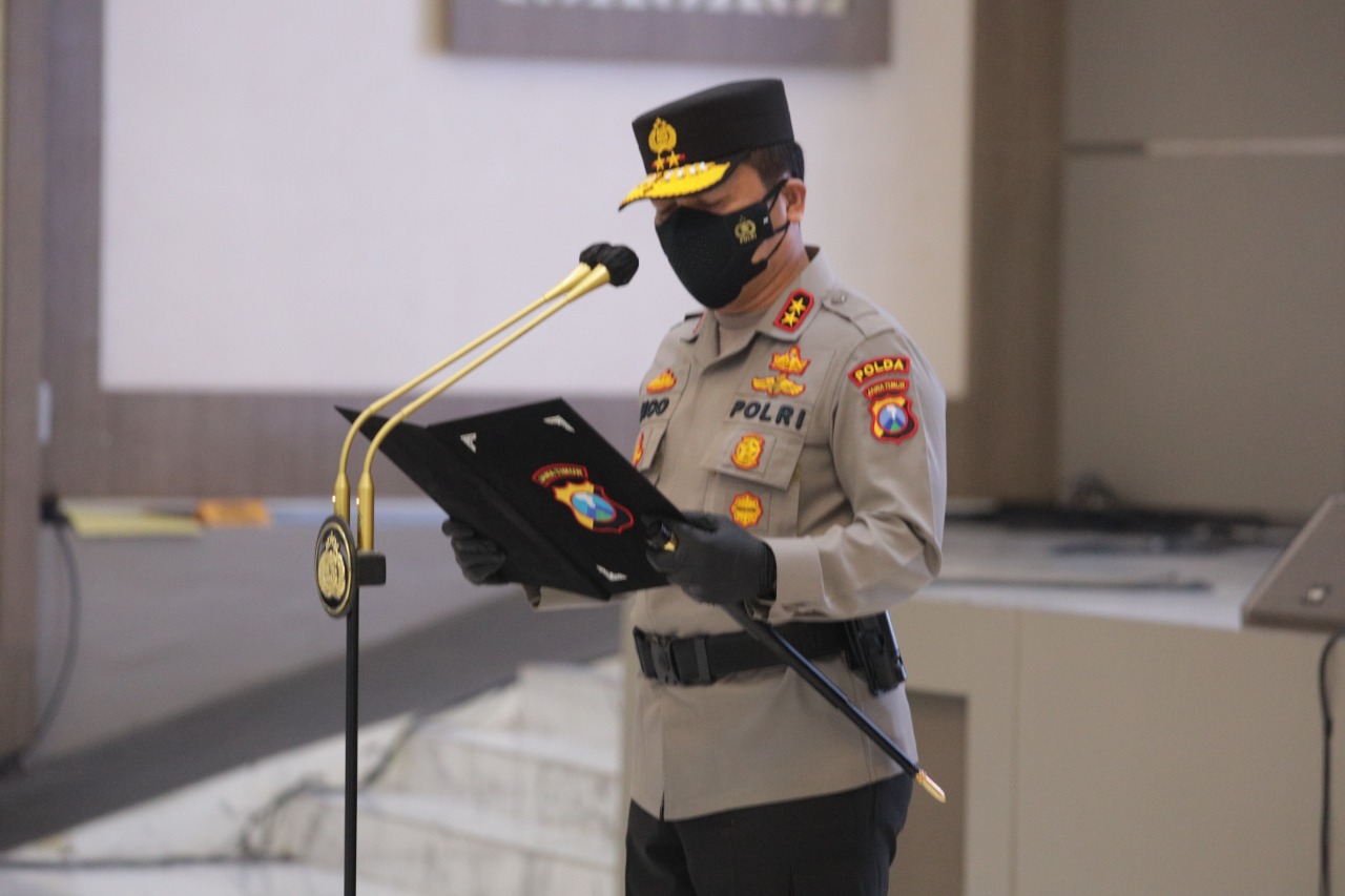Kapolda Jatim Irjen Nico Pimpin Sertijab Pejabat Utama dan Kapolres Jajarannya, Ini Daftarnya..