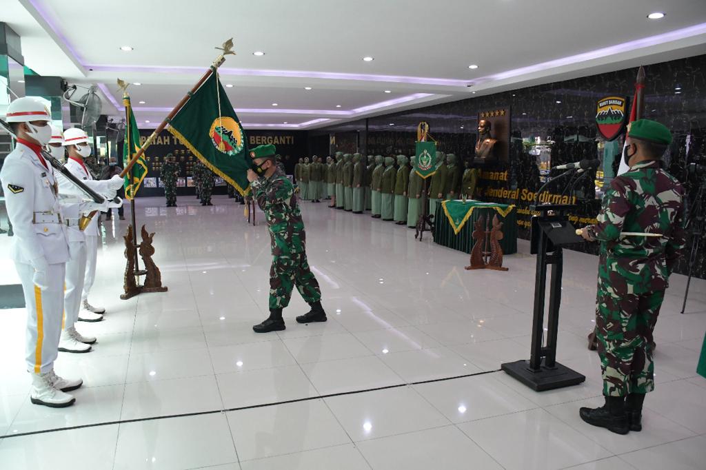 Pangdam I/BB Pimpin Acara Pelepasan Alih Tugas Satuan