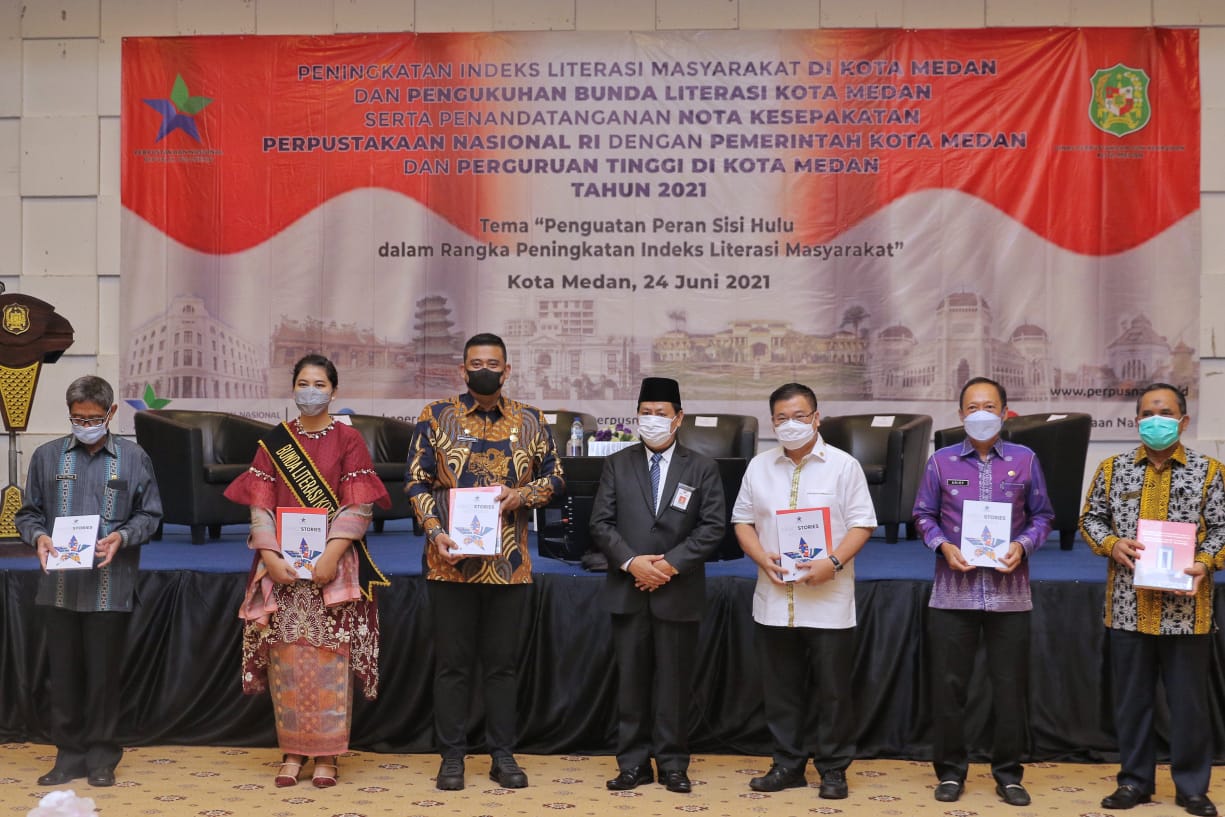 Wali Kota Medan Ajak Masyarakat Tingkatkan Indeks Literasi Dengan Manfaatkan Digitalisasi