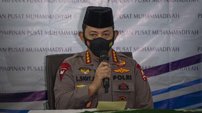 Kapolri Mutasi 348 Perwira Tinggi dan Menengah