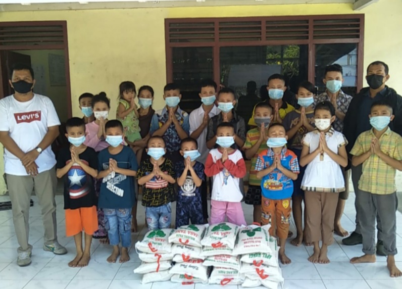 Polsek Medan Timur Kolaborasi Warkop Jurnalis Peduli Anak Yatim