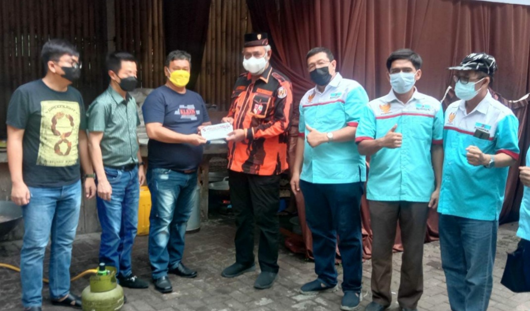 Sambangi Dapur Umum Peduli Dampak Covid-19, Kodrat Shah Puji Inisiatif Komunitas SATU HATI