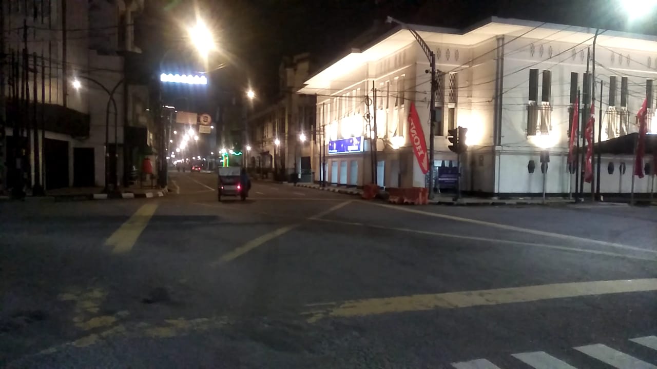 Penyekatan PPKM Darurat Hari pertama Situasi Jalanan Kota Medan Sepi