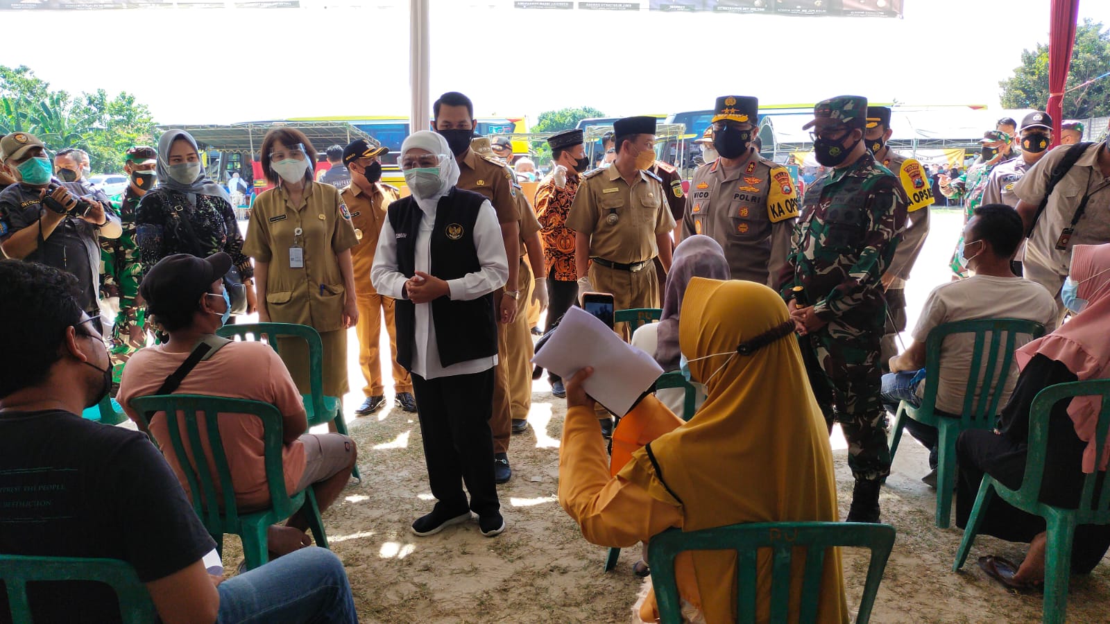 Forkopimda Jatim Mengecek Pelaksanaan Vaksinasi di Tuban