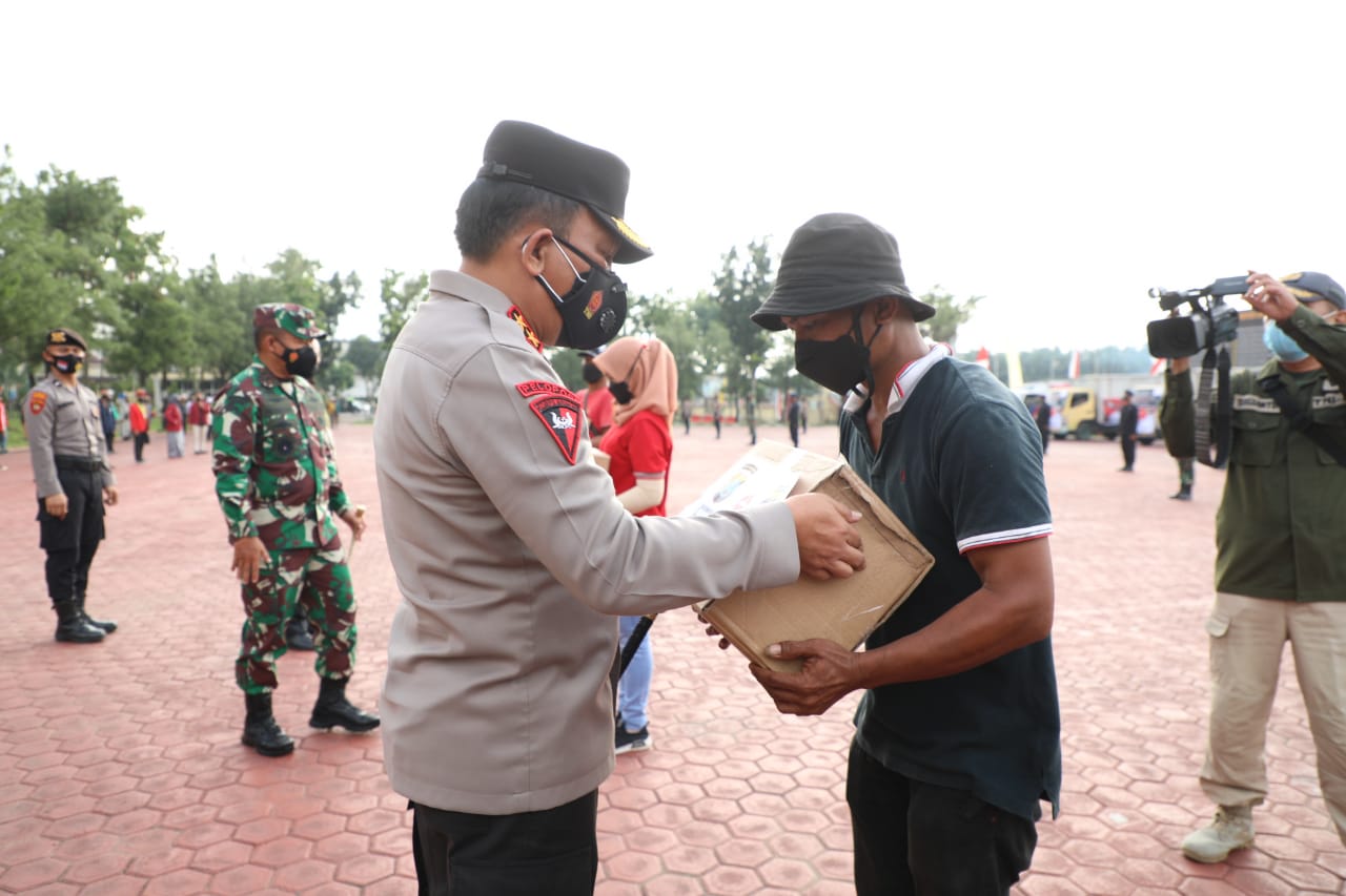 Poldasu Distribusikan 5.000 Paket Bansos Untuk Warga di Masa PPKM Darurat