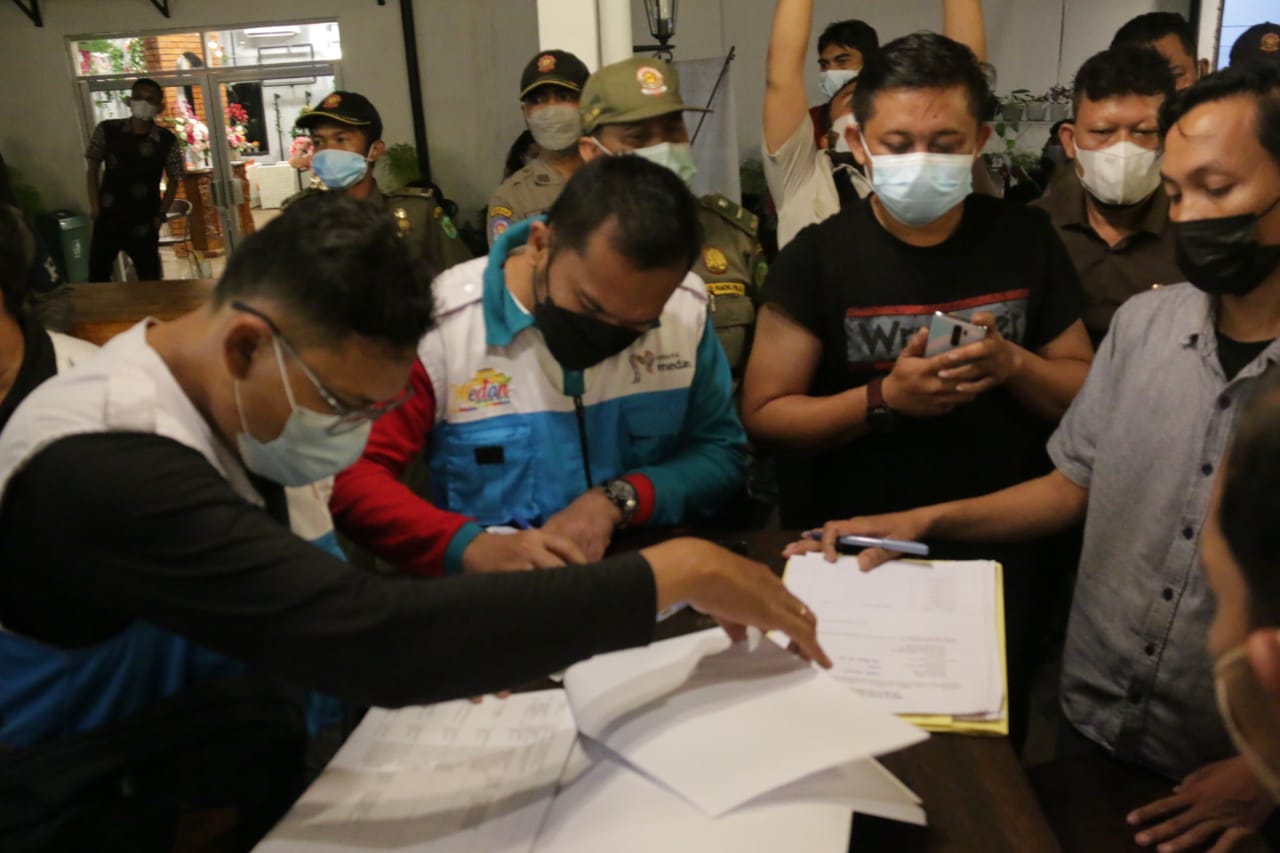 Terapkan PPKM Mikro, Pemko Medan Tertibkan Cafe-Cafe di Jalan HM Joni