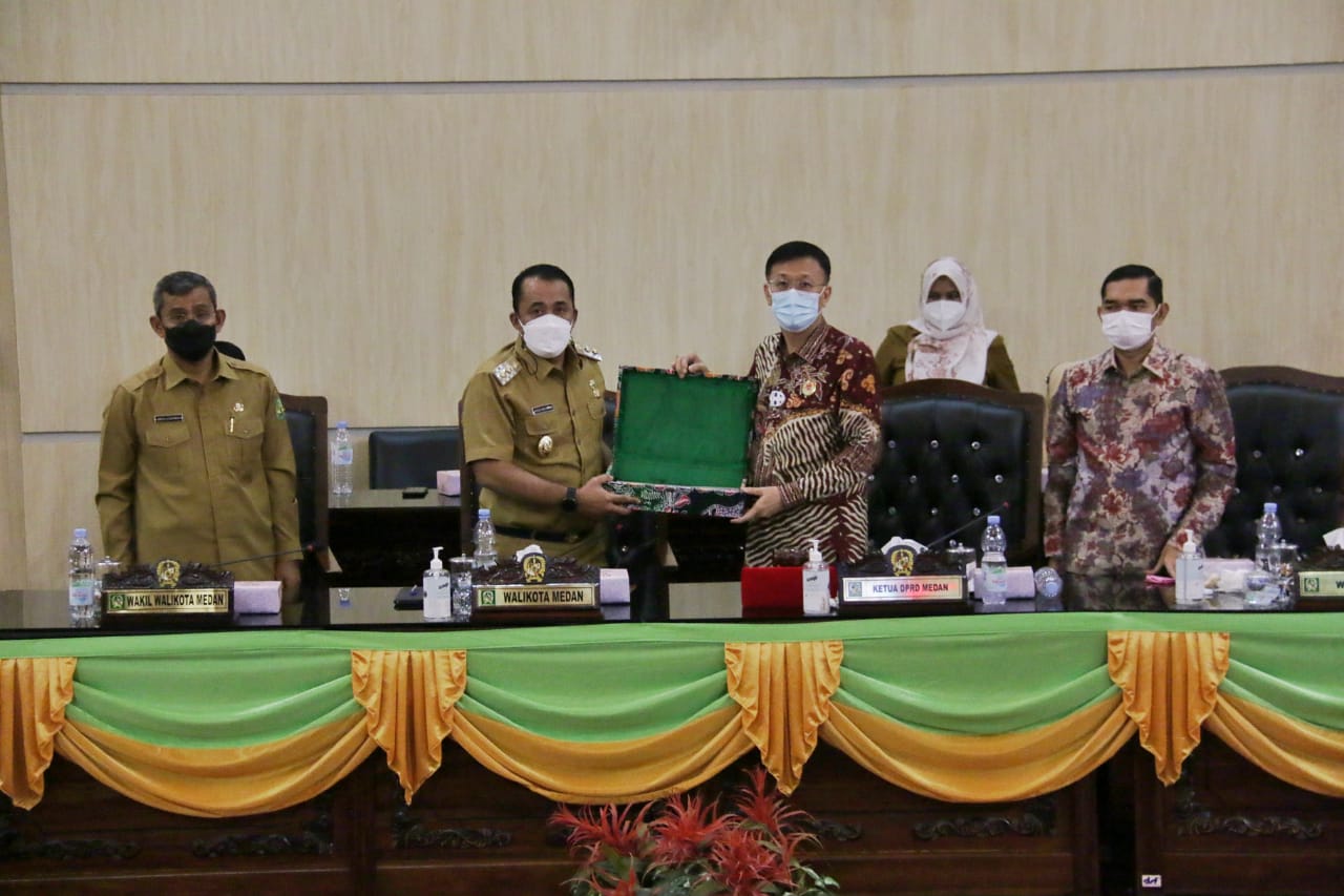 Pemko Medan dan DPRD Lanjutkan Pembahasan Ranperda Tentang Penetapan Zonasi PKL